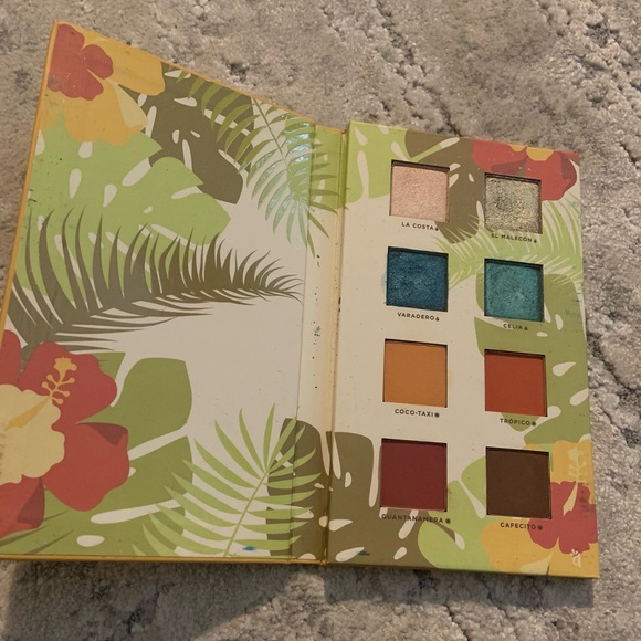 🧡❤️Alamar cosmetics palette - Picture 2 of 2